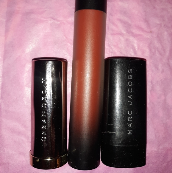 Lip set - Picture 1 of 5